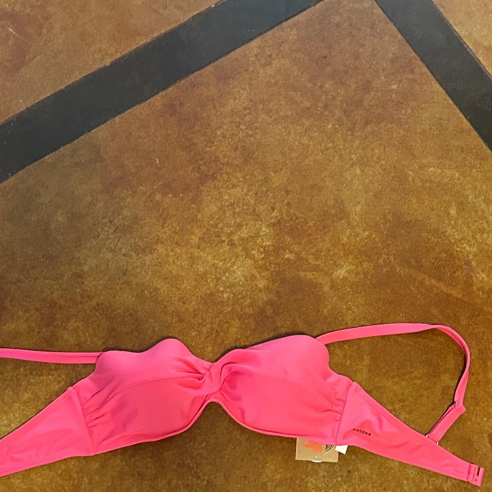 Hot Pink Bikini Top-Ribzone